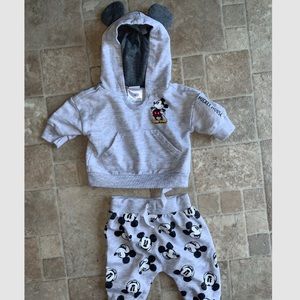Newborn baby Boy Mikey outfit
